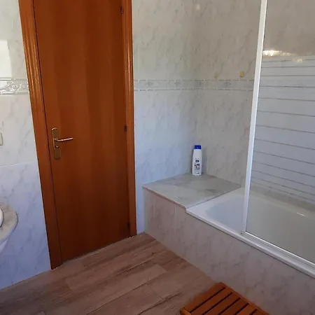 En Con Piscina Privada, Wifi, Aparcamiento Y Se Aceptan Mascotas - Es-170-60 Lägenhet Llança